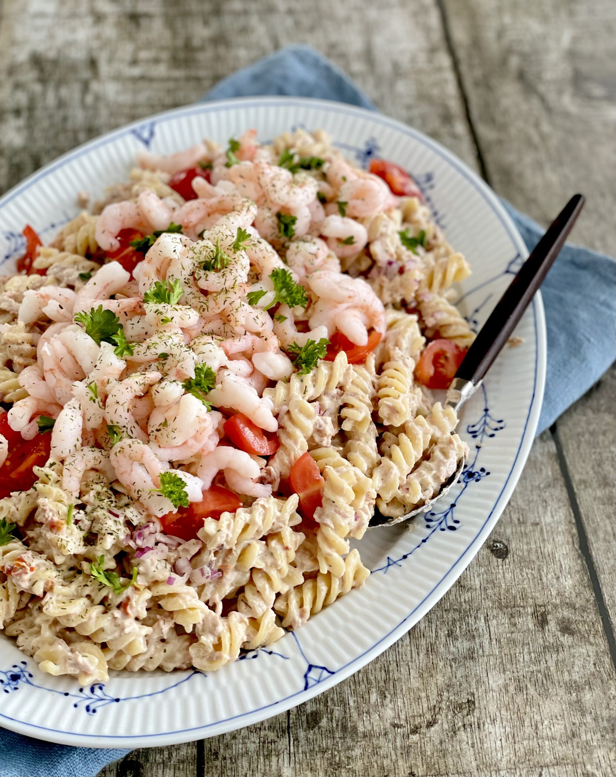 Cremet Pastasalat Med Tun Og Rejer Madmusen