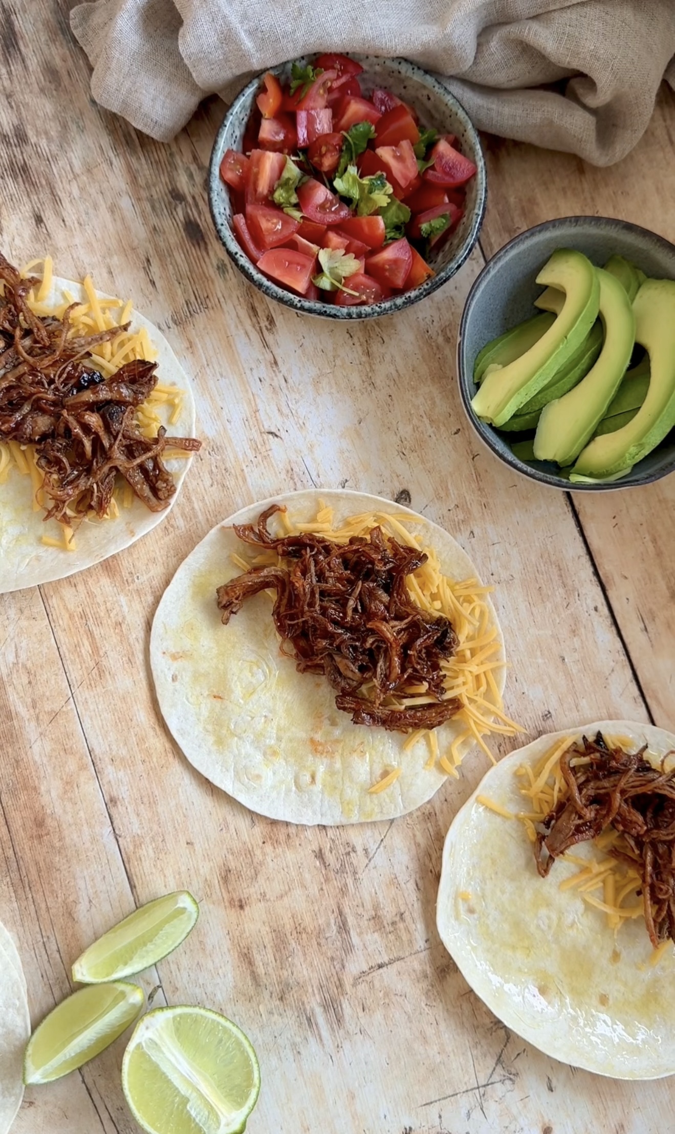 Sprød tortilla med oksekød og smeltet chedda 6