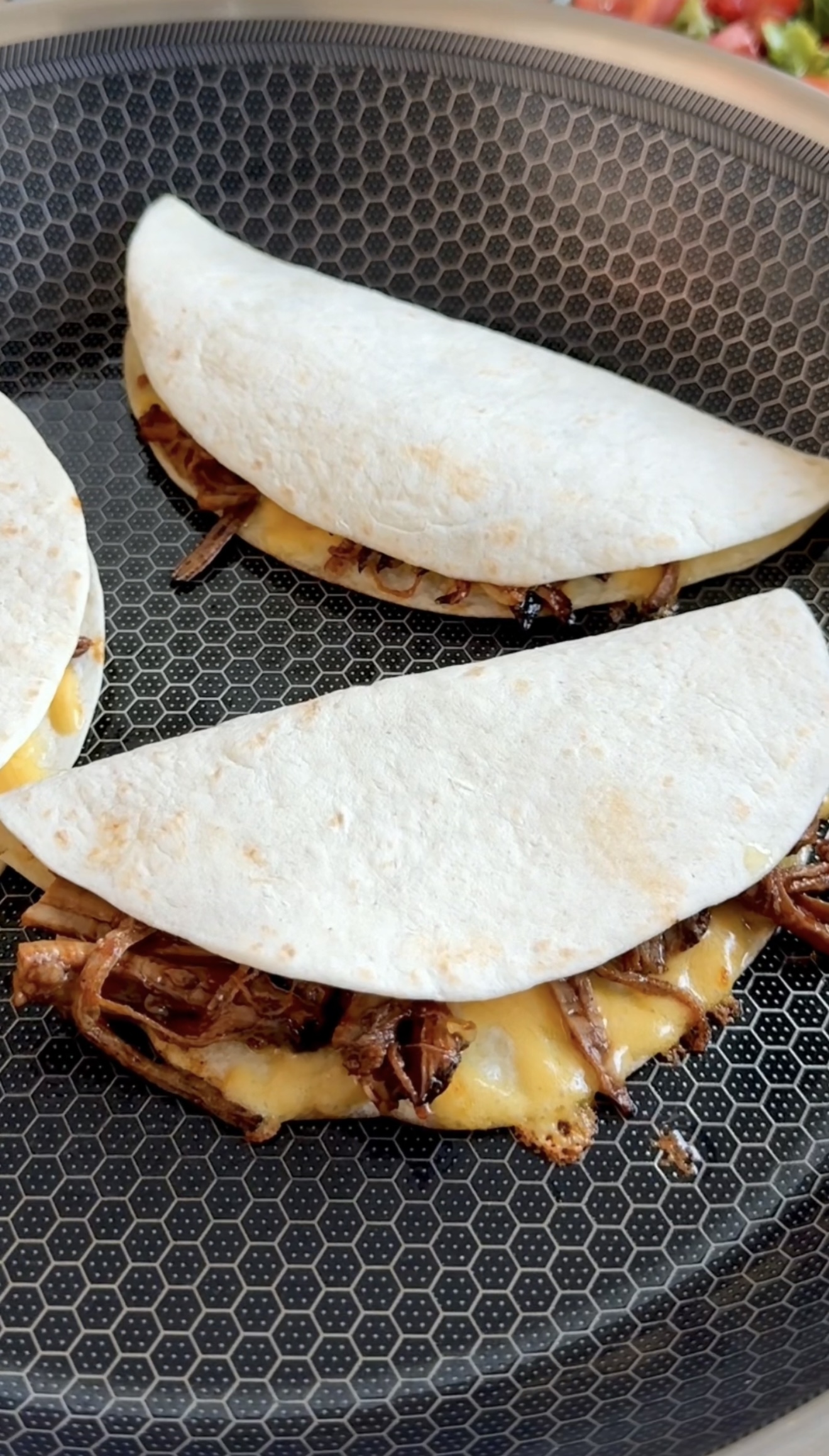 Sprød tortilla med oksekød og smeltet chedda 6