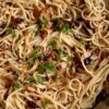 spaghetti med karamelliserede løg
