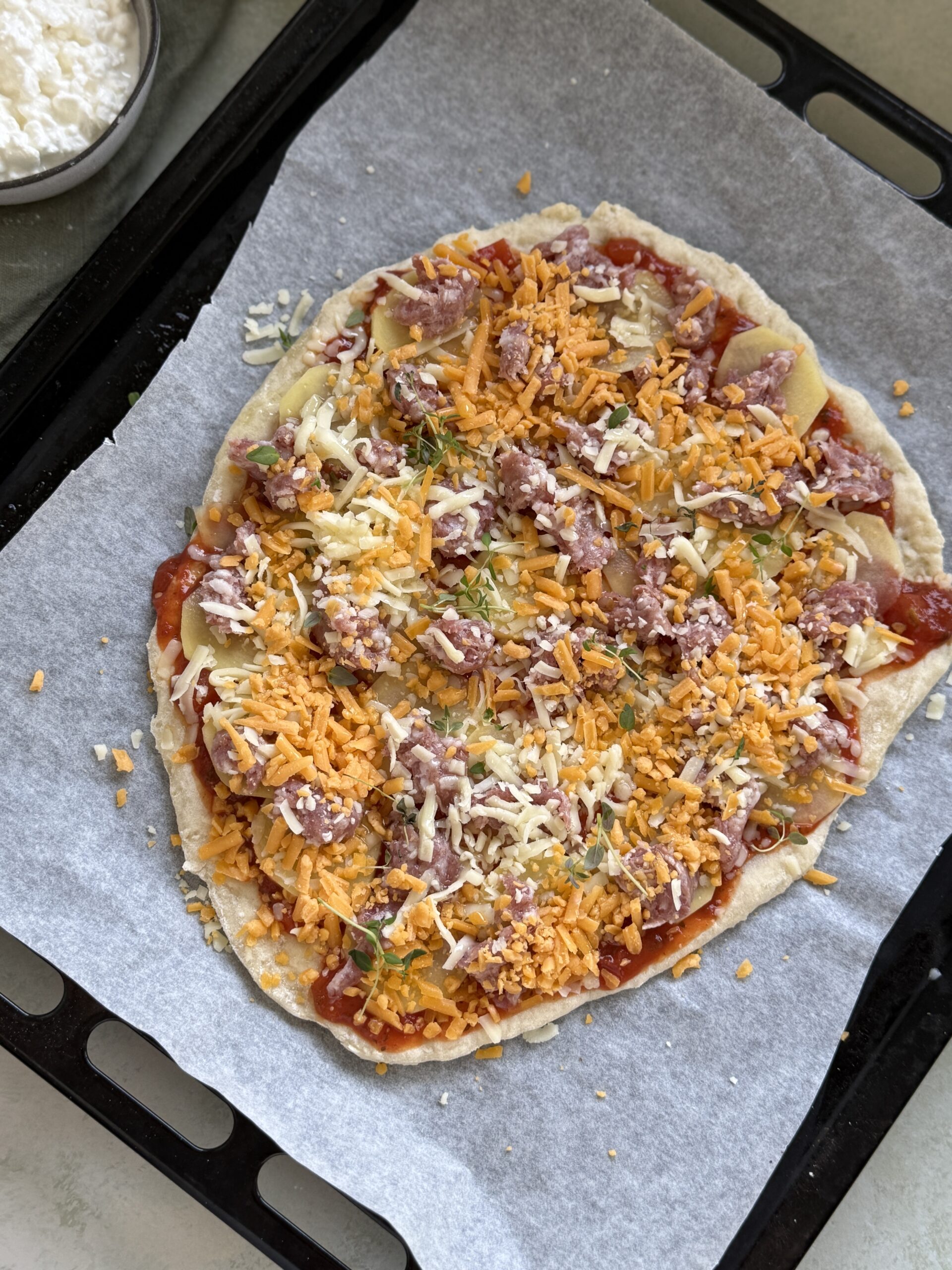 pizzabund med hytteost