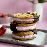 cookie sandwich is