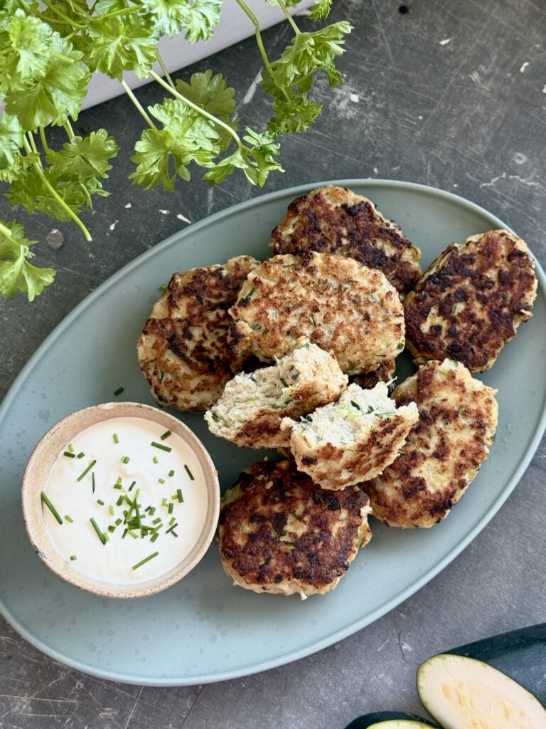 Kyllinge frikadeller med squash