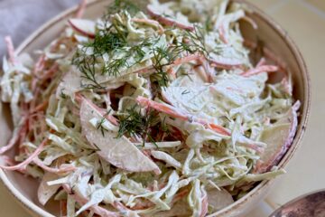 Cremet spidskålssalat