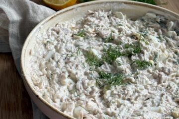 cremet tunsalat med æg