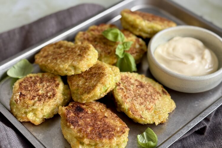 Spidskålsfrikadeller - opskrift til mere grønt