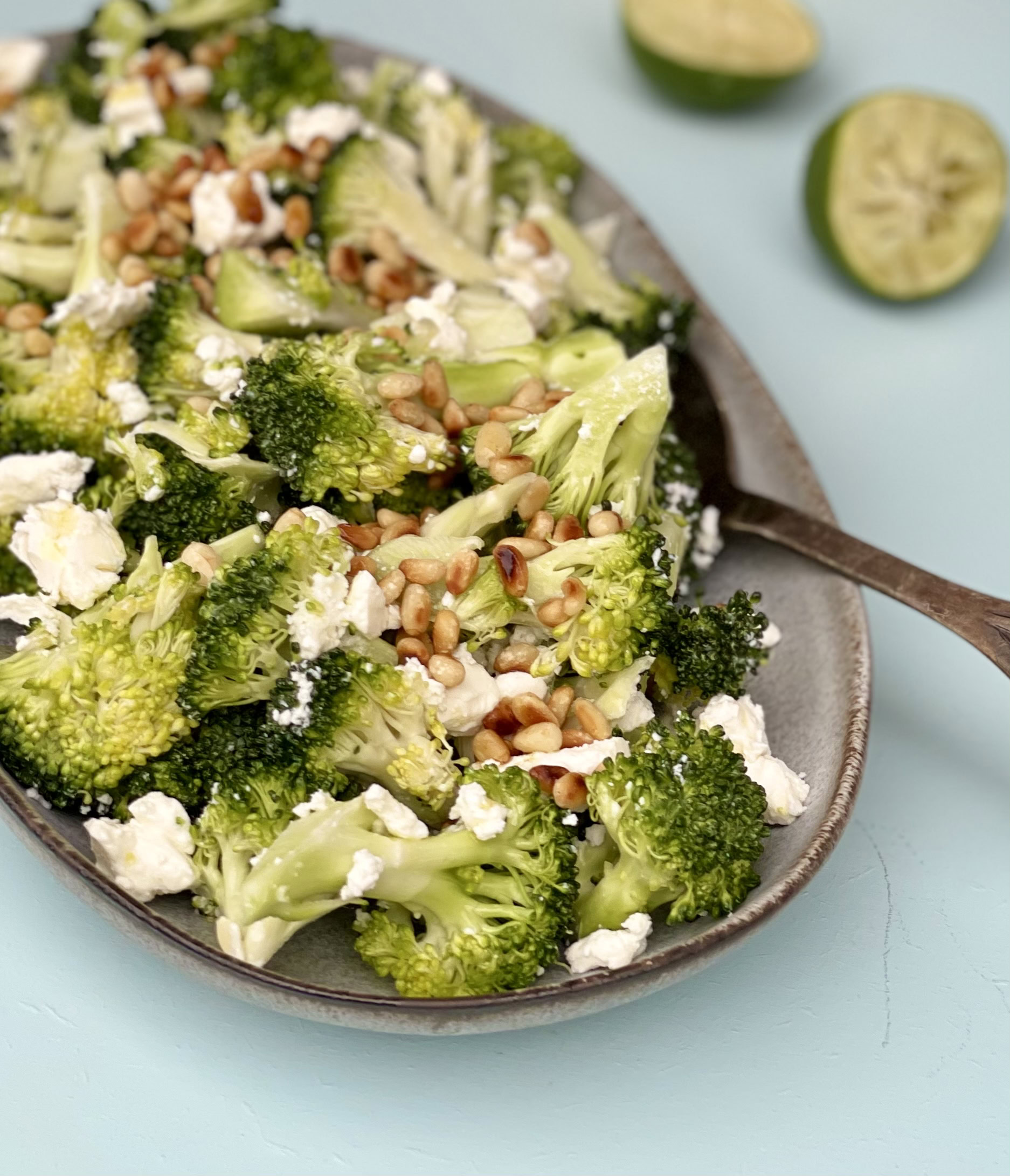 Broccolisalat med citrusolie