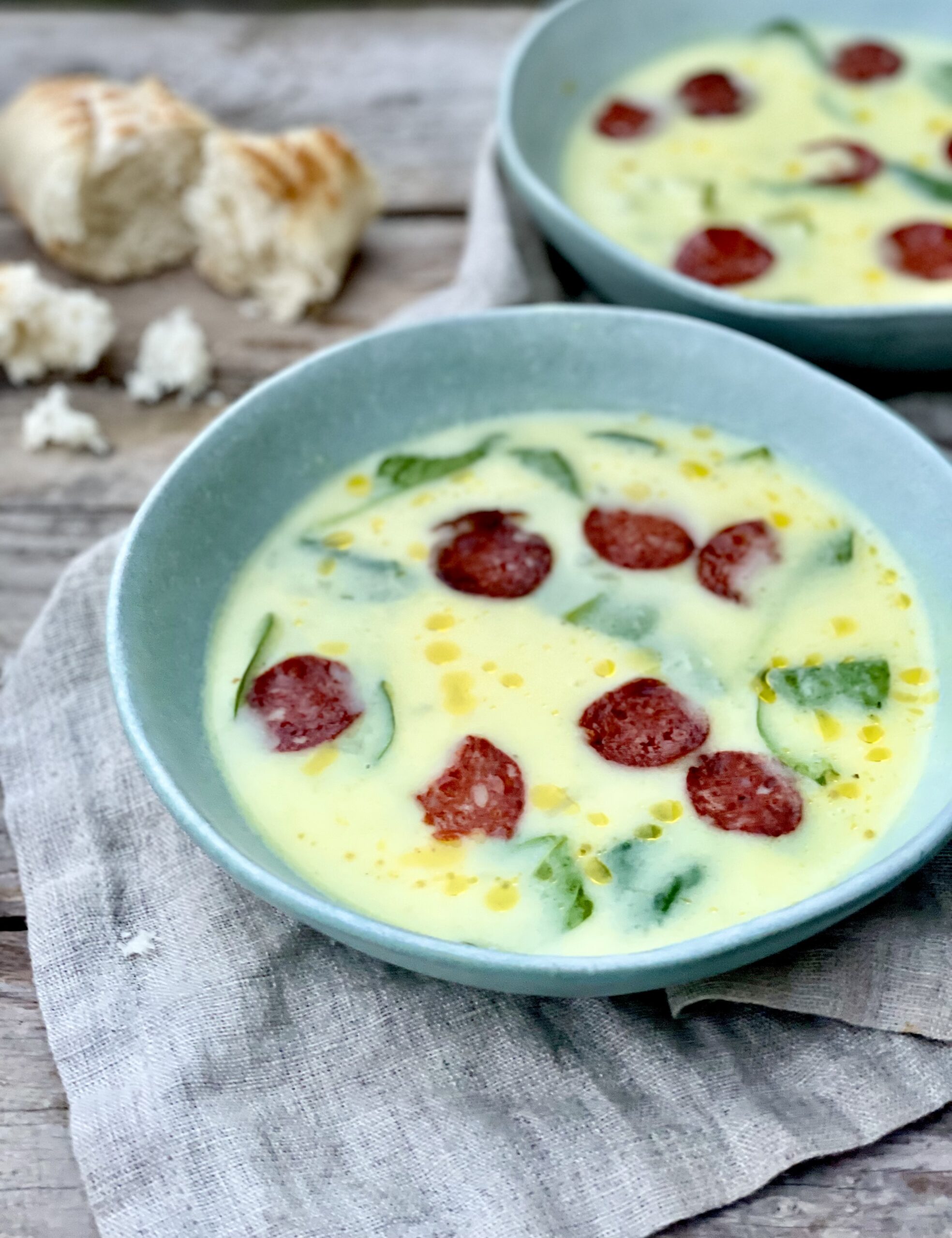 One pot kartoffelsuppe med sprød chorizo
