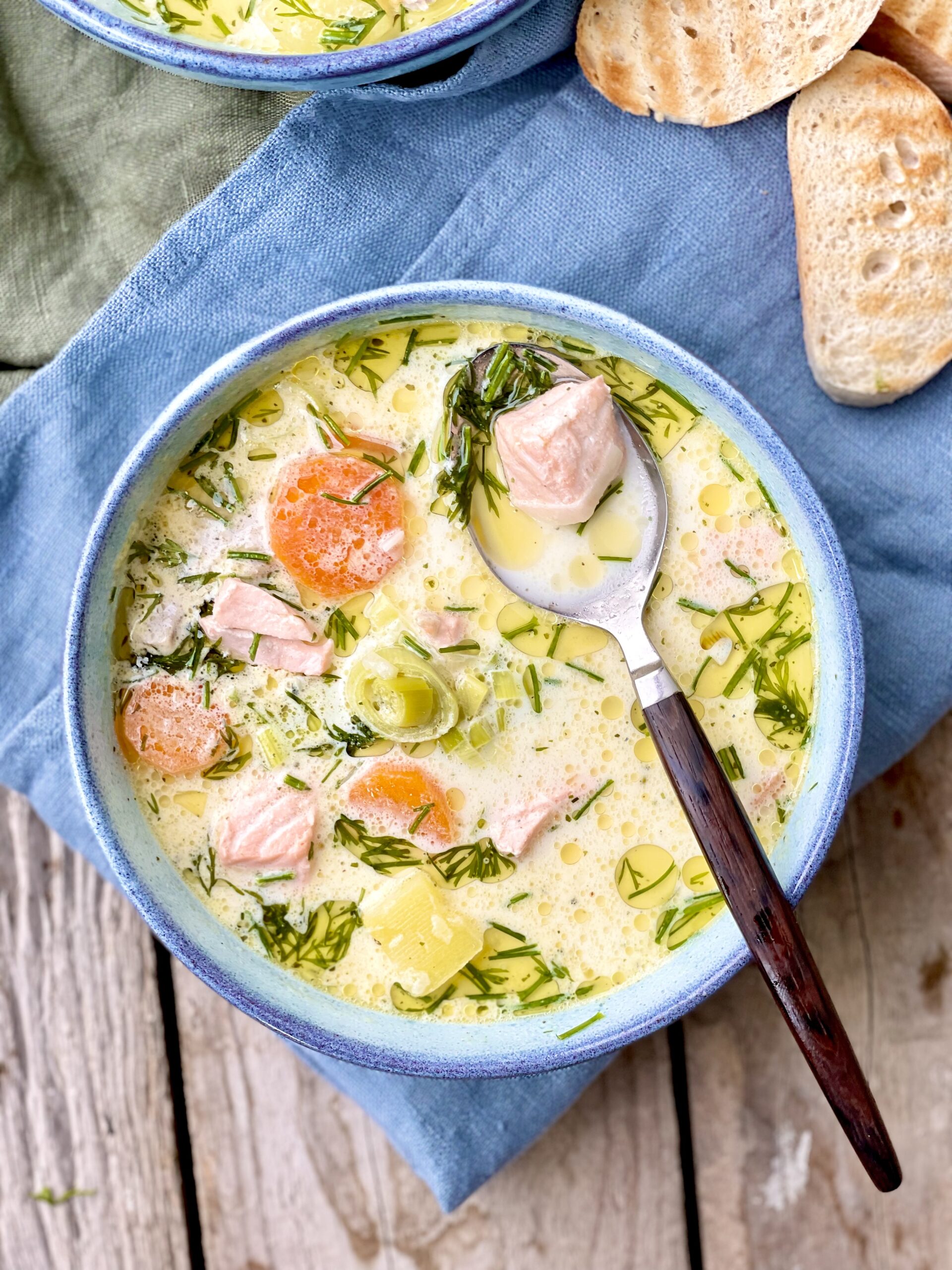One pot kartoffel- og laksesuppe