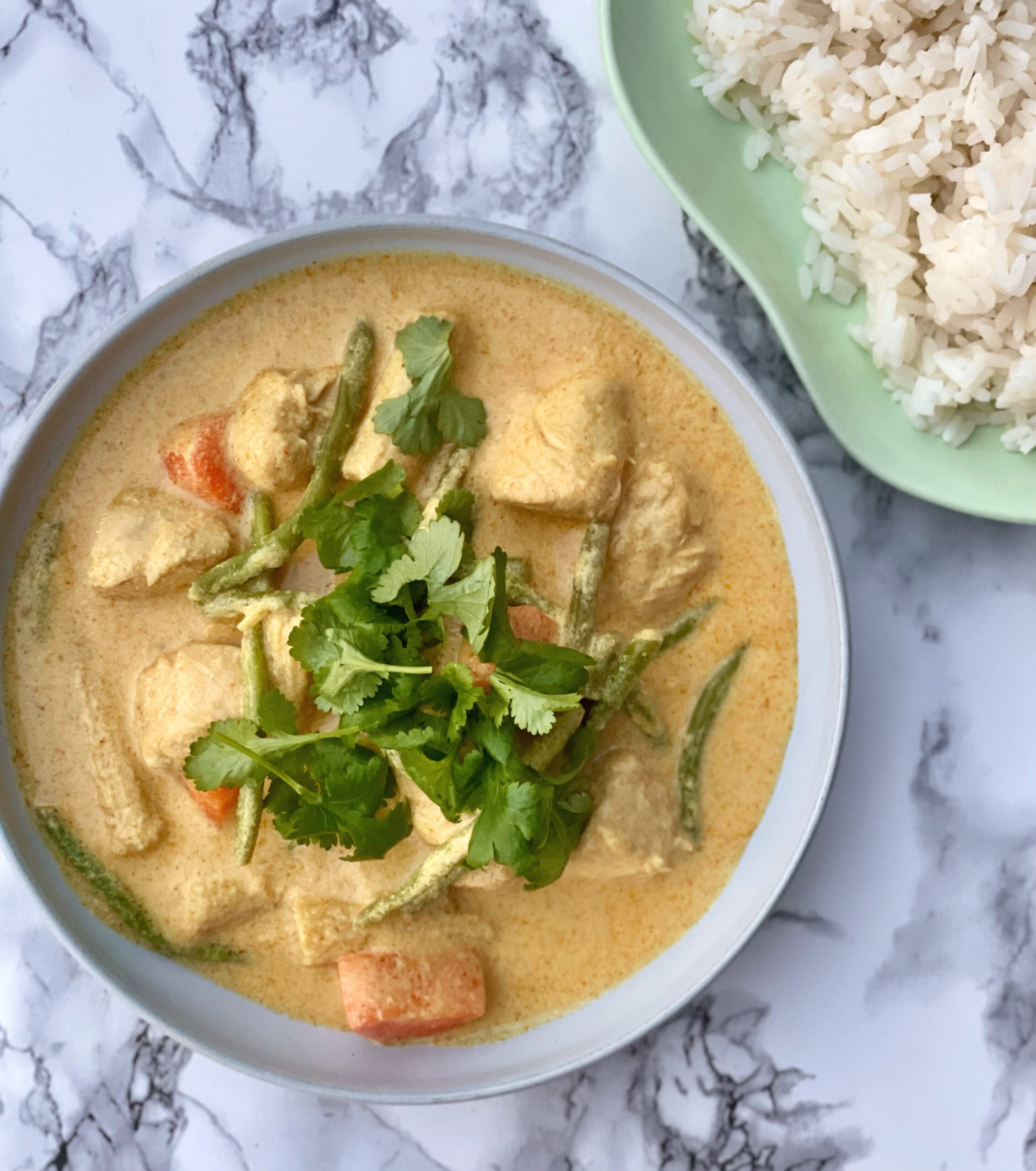 Red curry med kylling og grønt