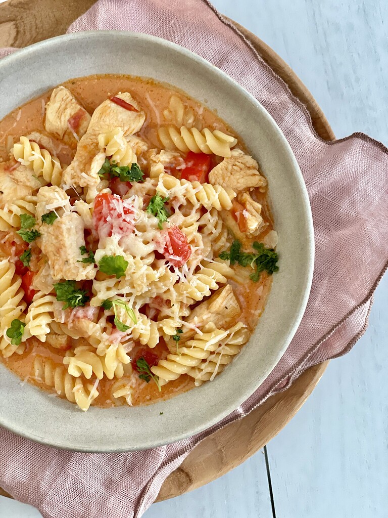 One pot pasta med kylling og taco