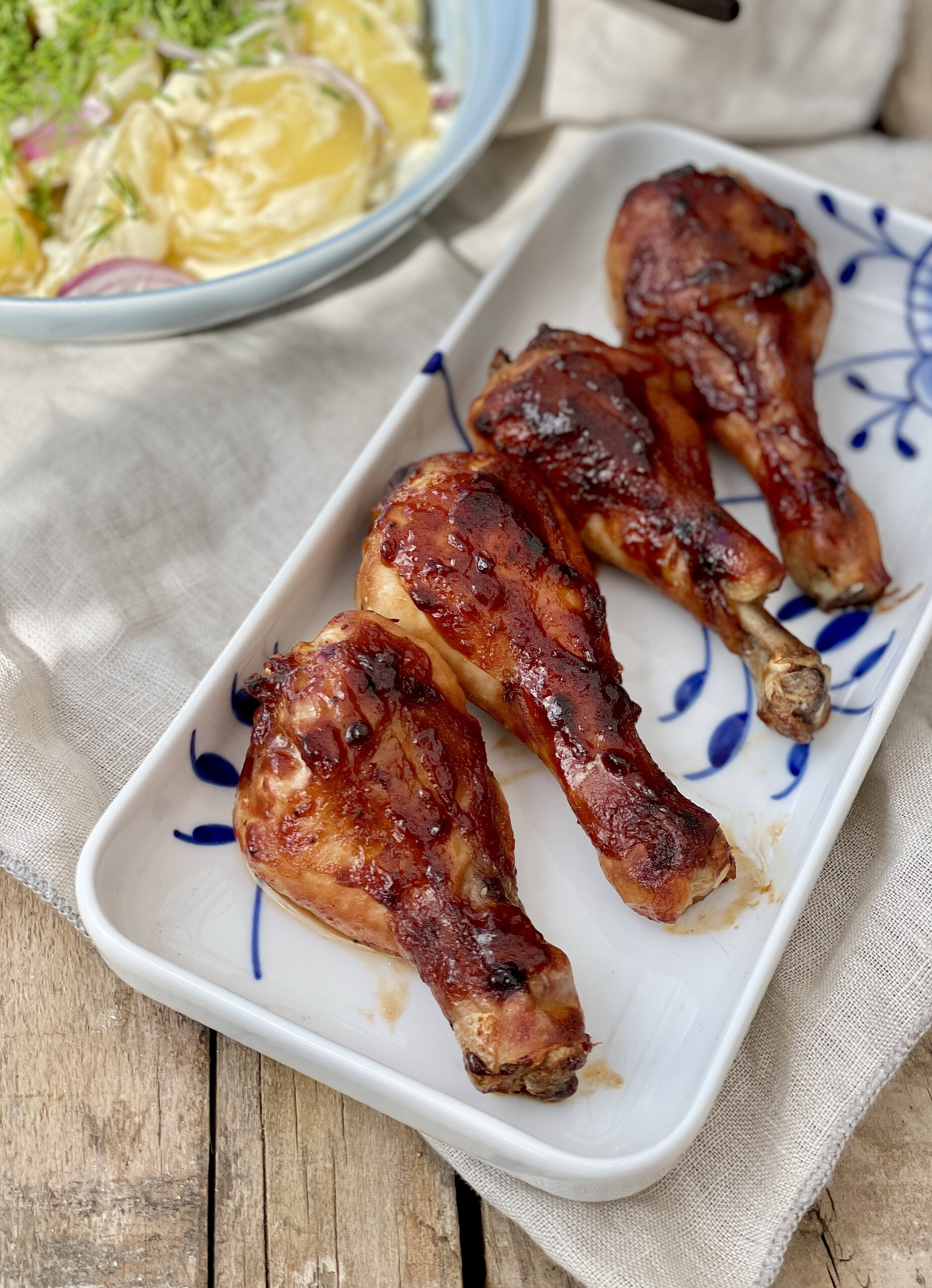 Saftige og lækre kyllingelår med barbecue marinade
