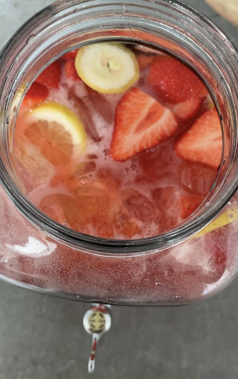 små sure drinks til mange