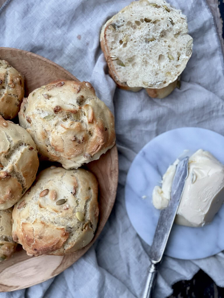 Koldhævede græskarboller