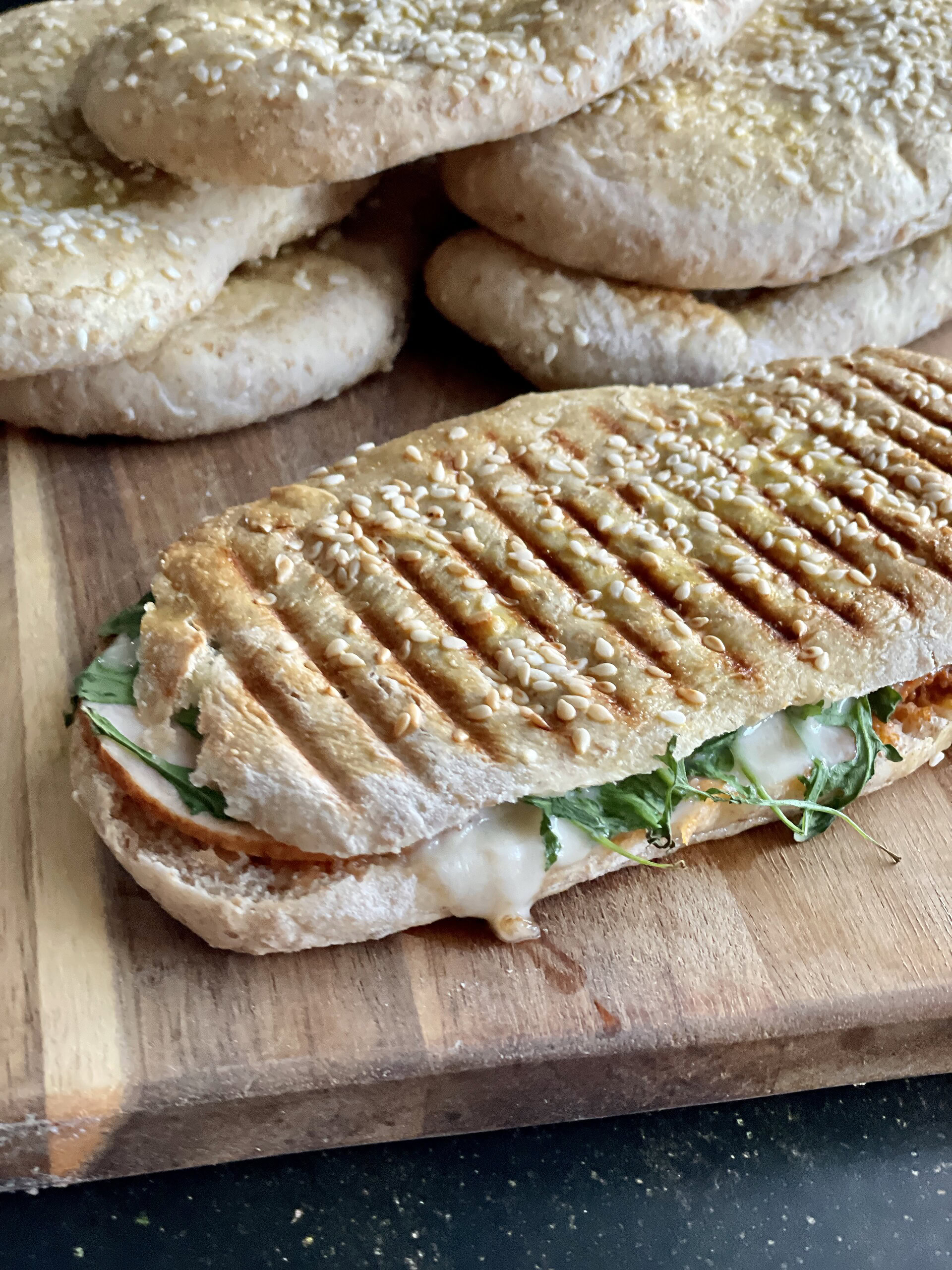 Nemme grove paninibrød