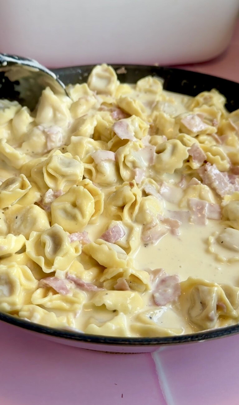 tortellini med skinke og fløde