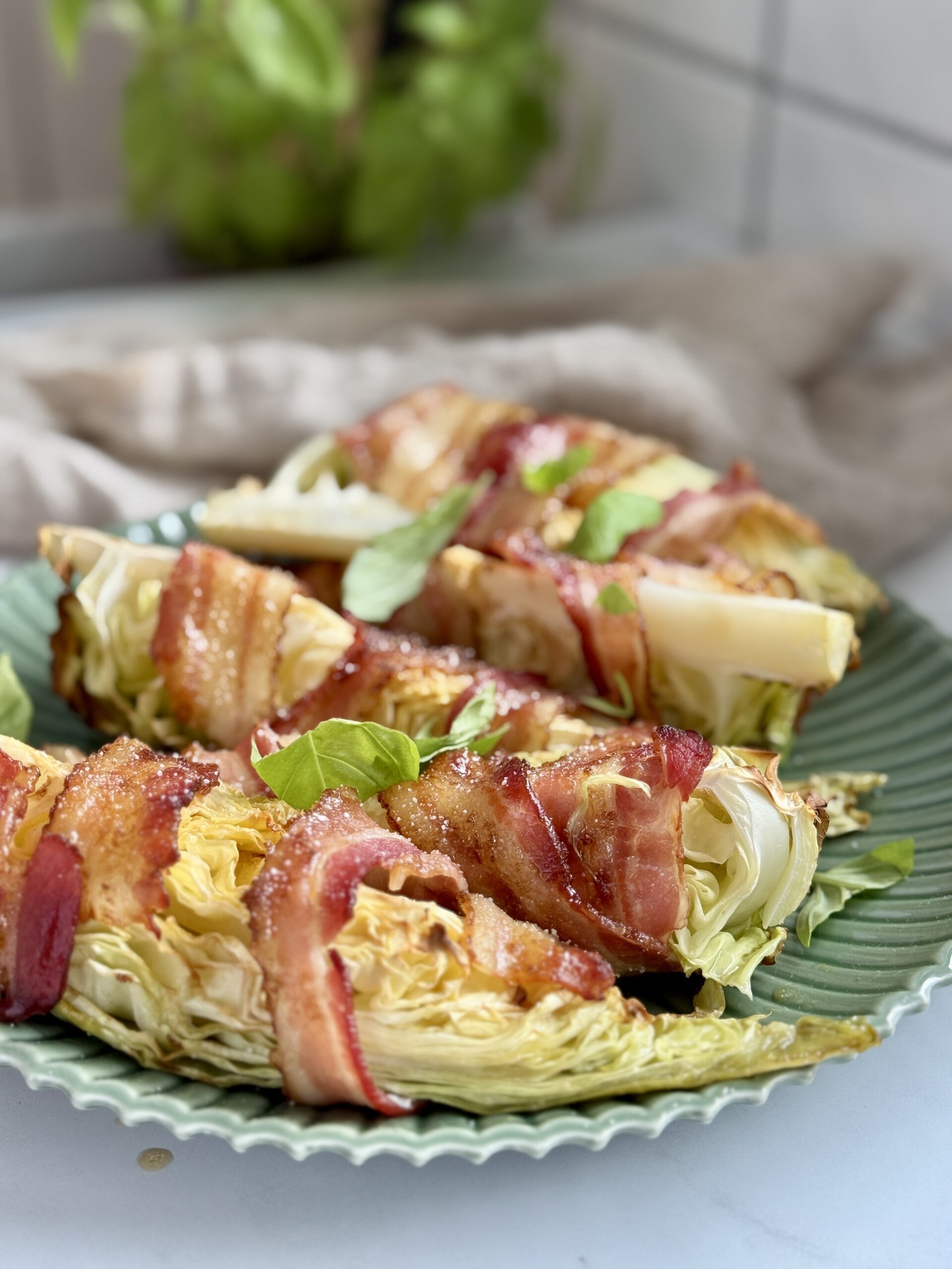 Spidskål med bacon