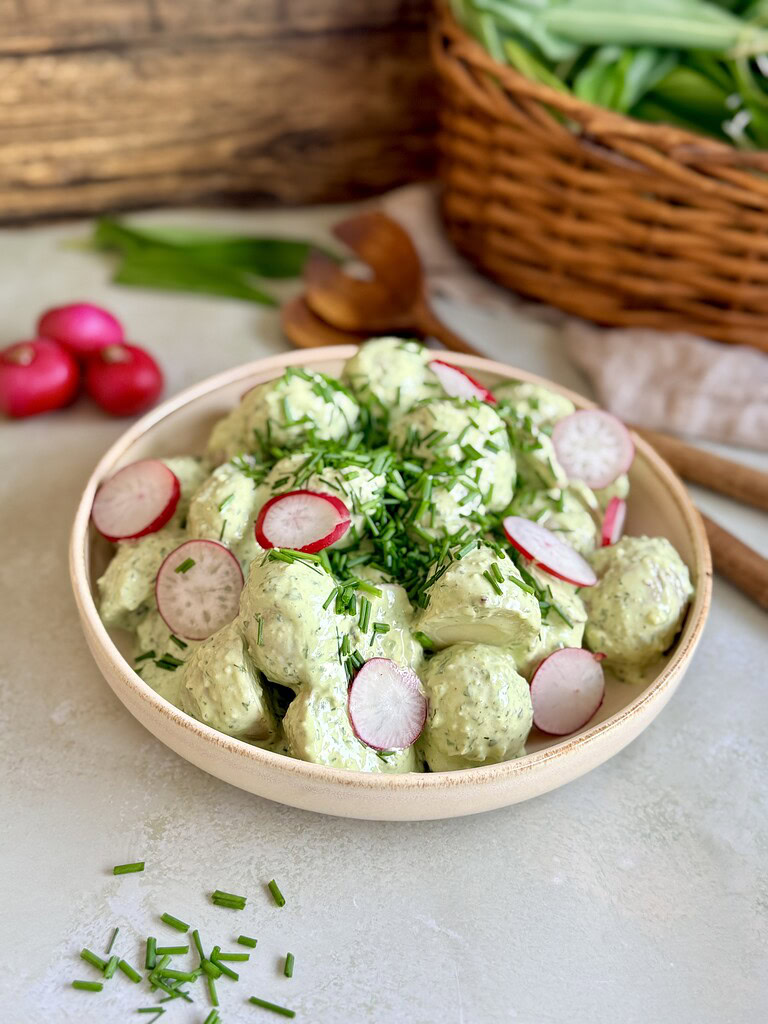 Kartoffelsalat med ramsløgsdressing