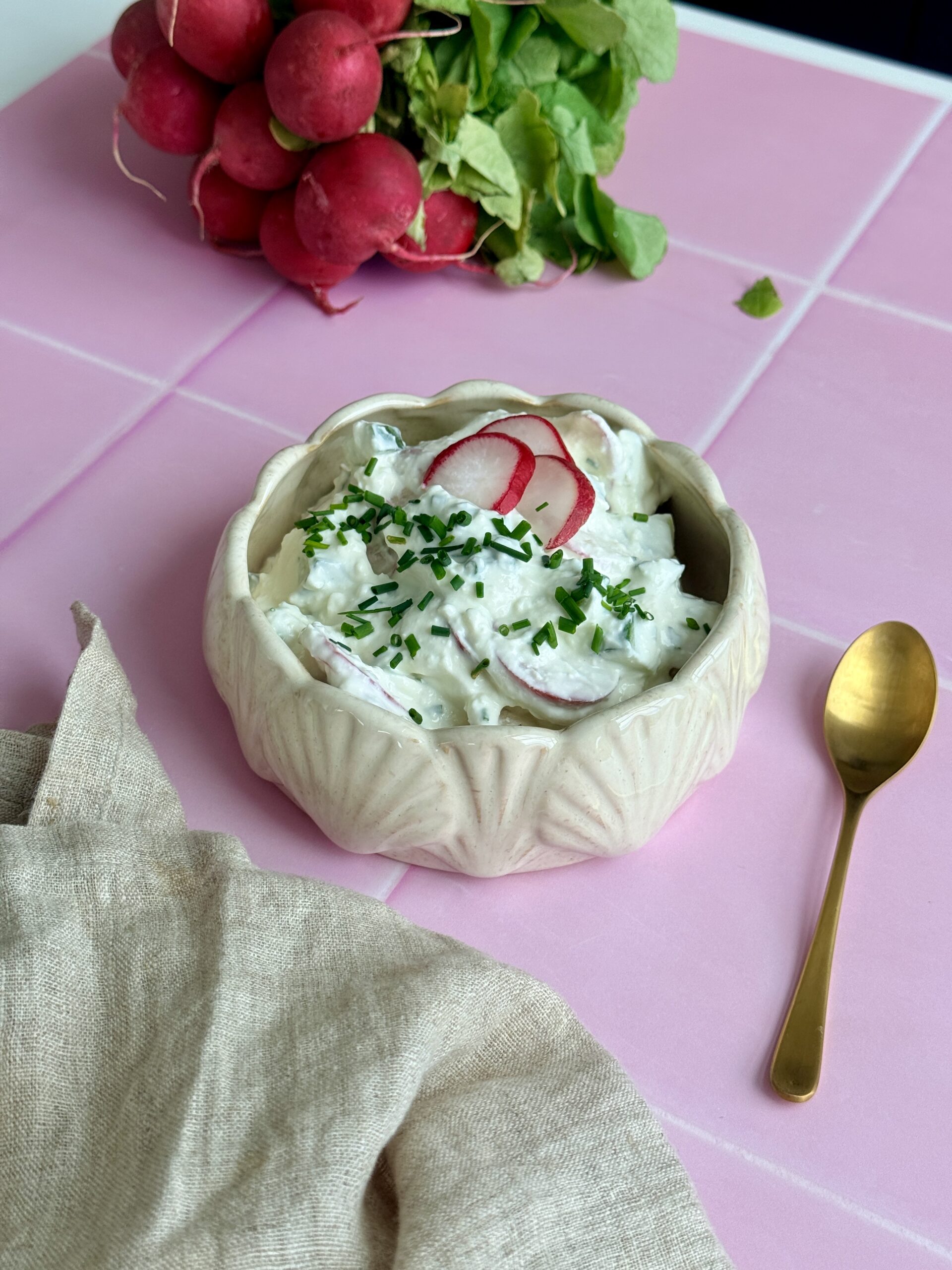 Rygeost salat