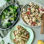 citronkylling med pastasalat, parmesan dressin og grillet padron peber